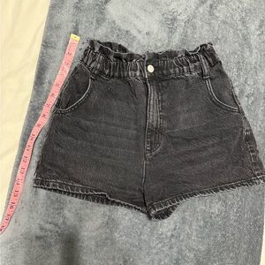 BDG Urban Outfitters Mom Jean Shorts Size Small